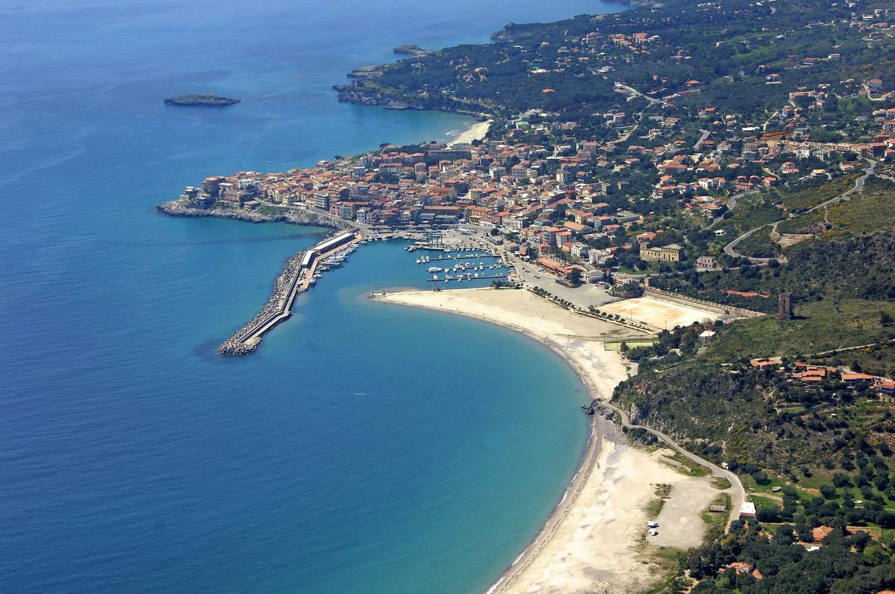 Delfino Hotel Marina di Camerota Exterior foto